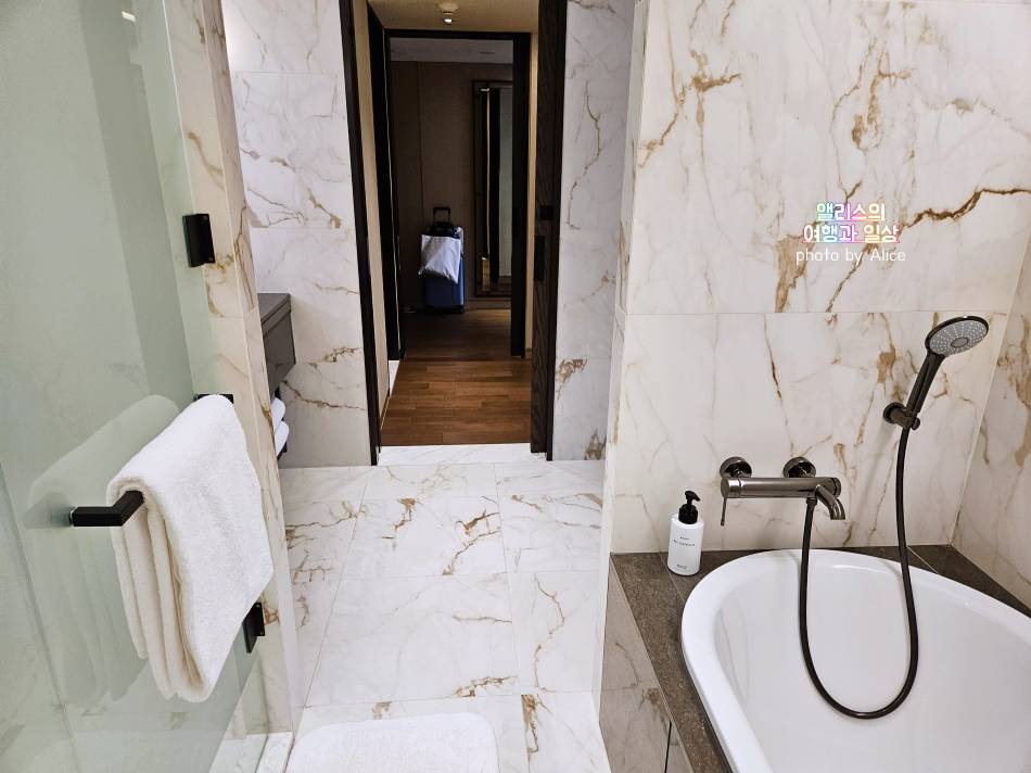 그랜드 인터컨티넨탈 서울 파르나스 호텔 주니어 스위트룸 솔직후기