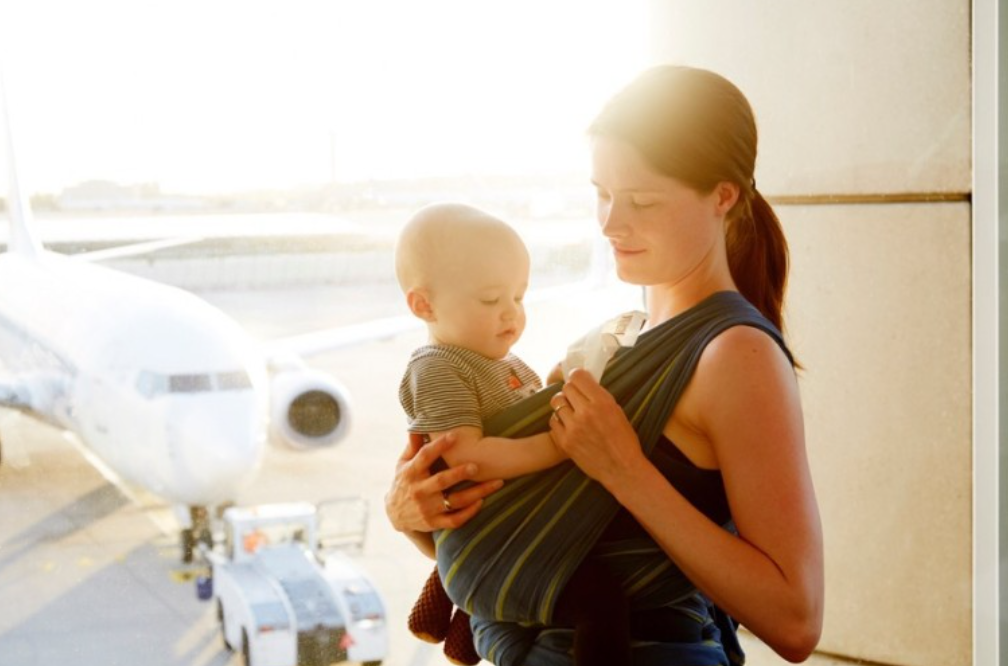 아기랑-비행기타기-전