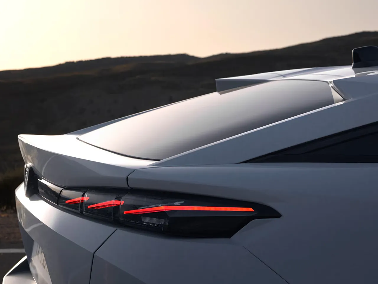 푸조 408 차량 정보 이미지