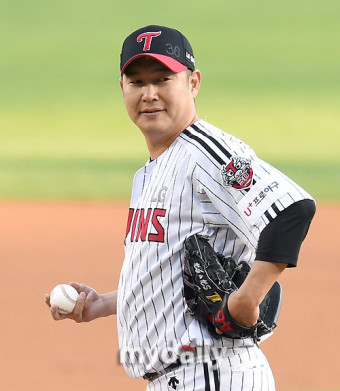 송은범 최강야구 이 사람을 아시나요?