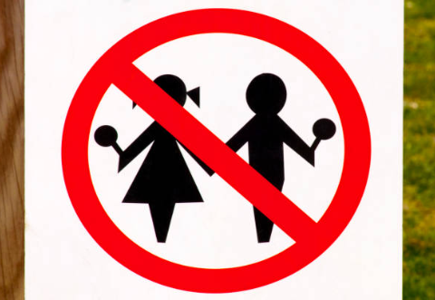 노키즈존 논쟁의 사회학: 배제인가, 선택인가?