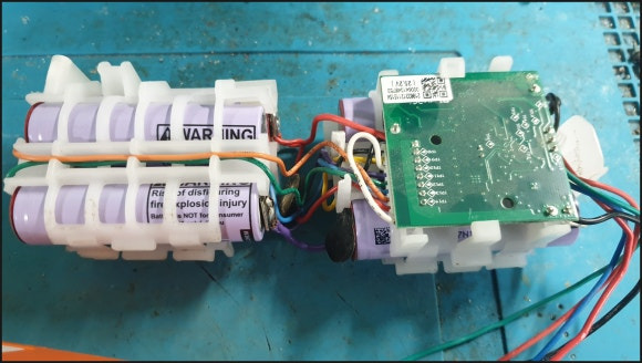 배터리와 보호회로 연결