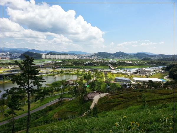 순천만 국가정원 이미지 / 출처: By Donghwan Seong - 자작, CC BY-SA 3.0 위키백과