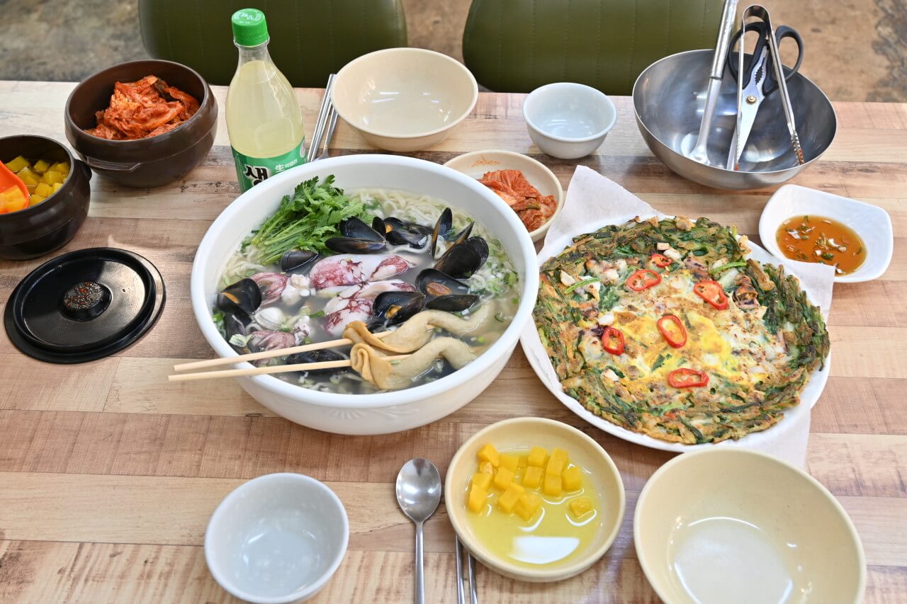 칼국수 한 상