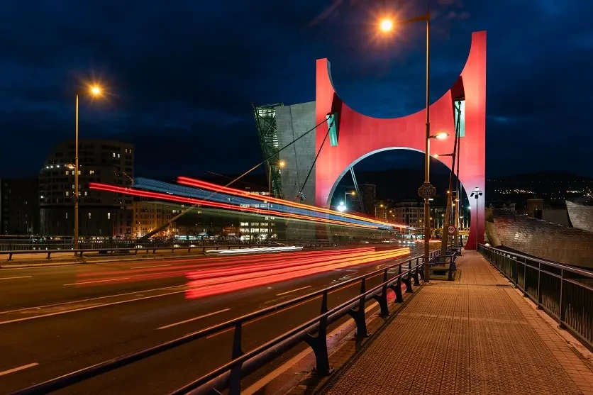 탐론 24mm F2.8로 촬영한 장시간 노광 야경 사진