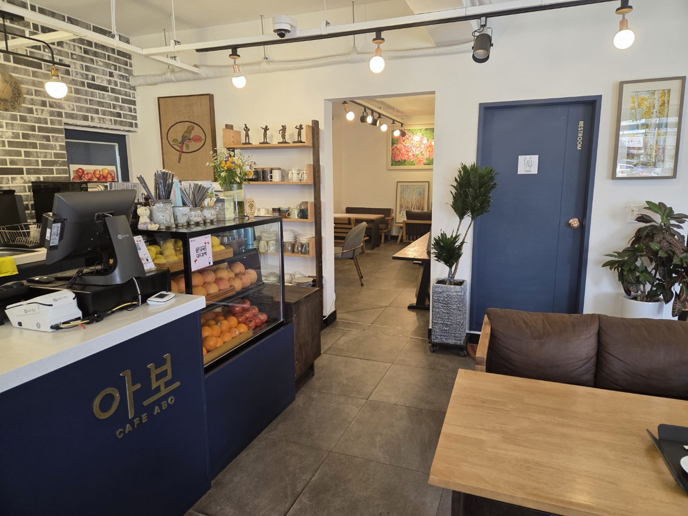 카페 아보 내부