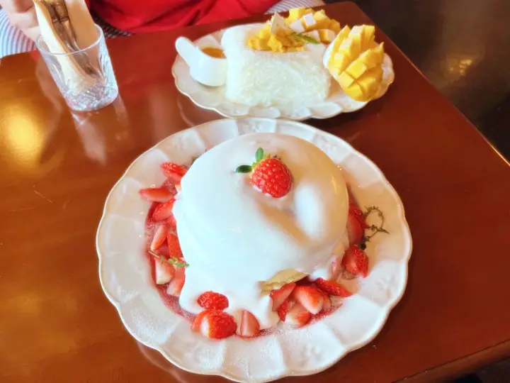 딸도둑들 포항 송도 카페 조현우 봉장인 수플레 팬케이크 실타래 초코빙수 디저트 맛집