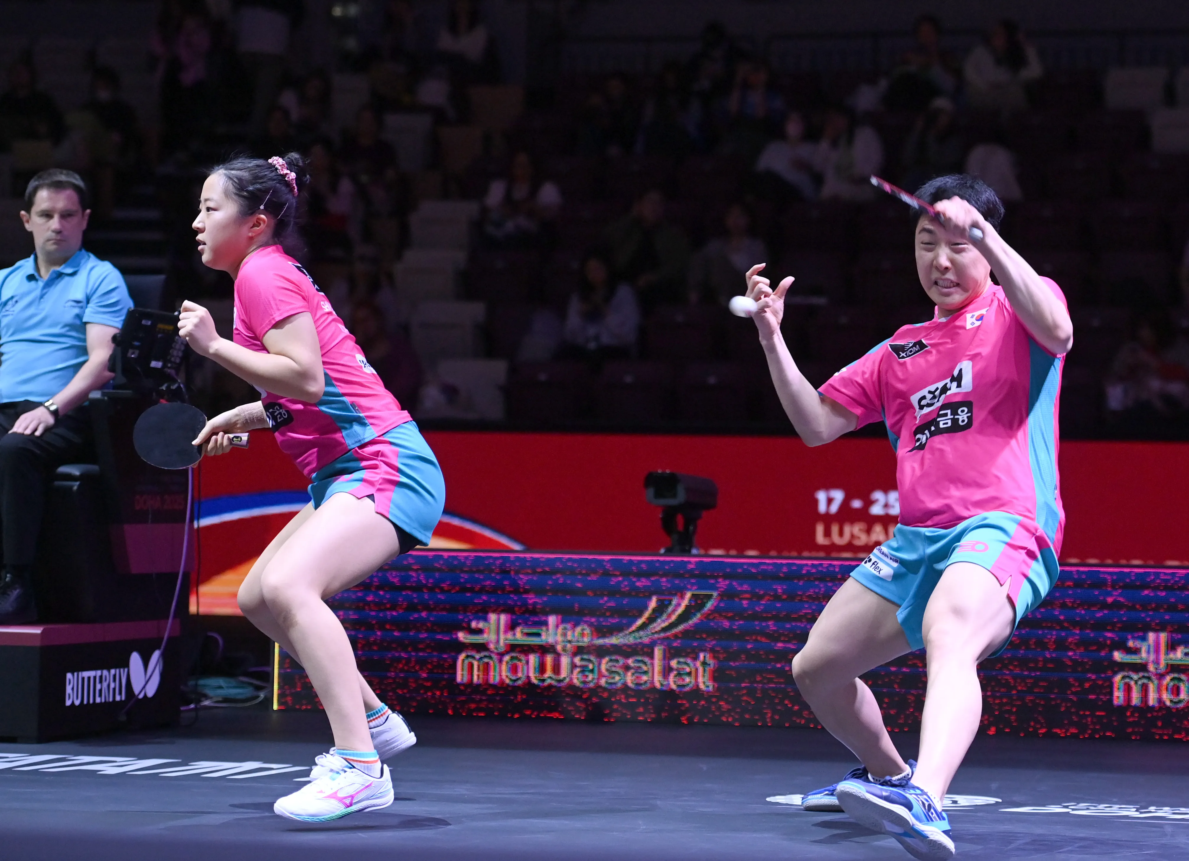 임종훈&middot;신유빈 혼합복식 동메달 확보! 2025 도하 세계탁구선수권 4강 진출 성공