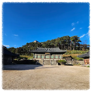 문경팔경 중 하나로 손꼽히는 문경봉암사