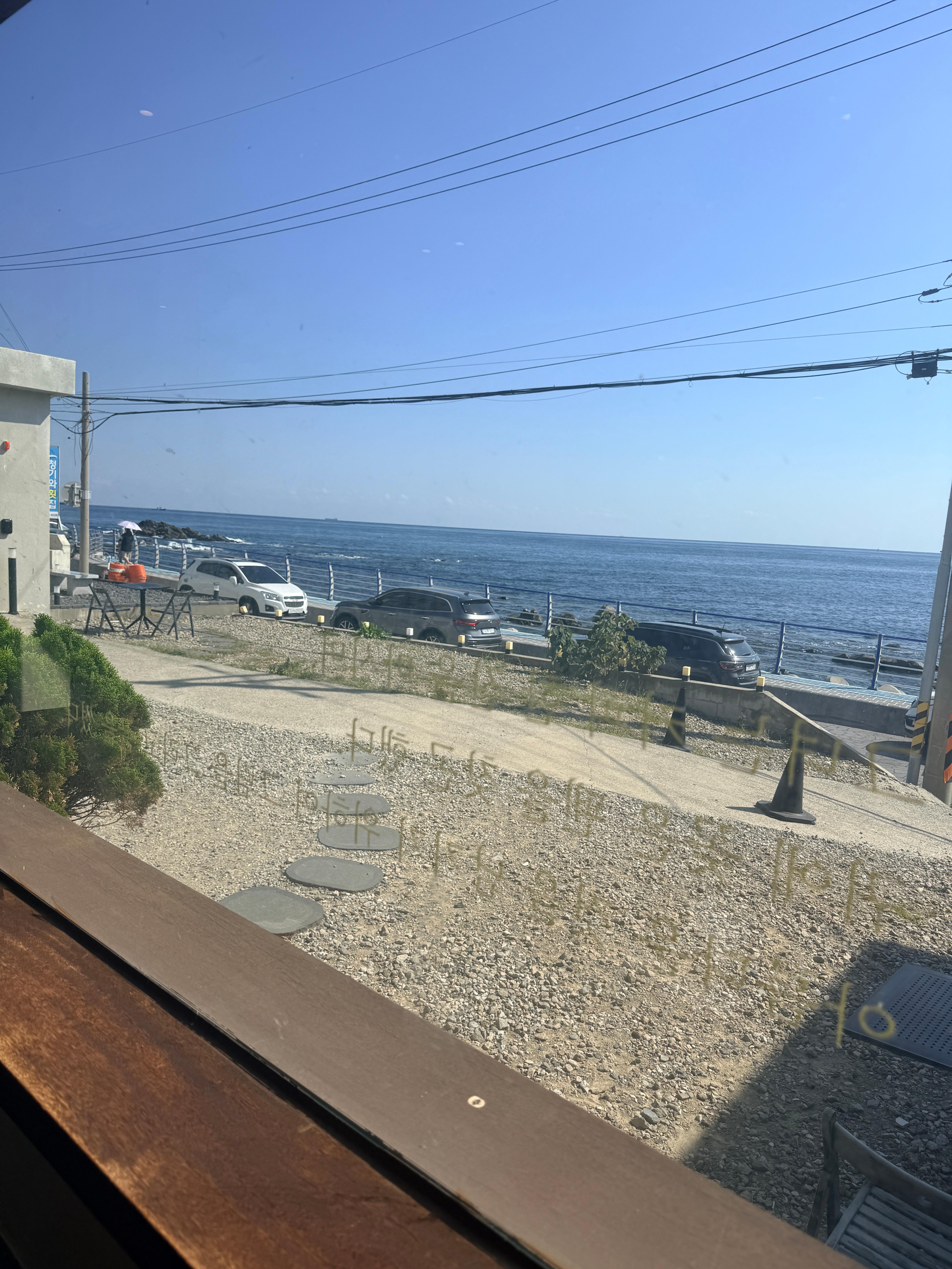 덕미 기장점 창가에서 보이는 기장 바다 전망