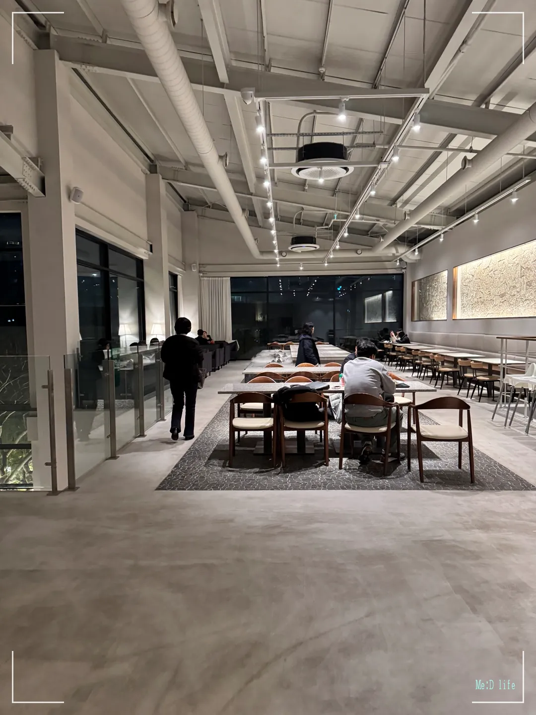 평택-토지-베이커리-브런치-카페-2층