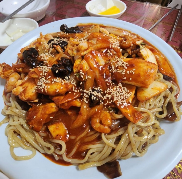 백반기행-논산-쟁반짜장-진흥반점