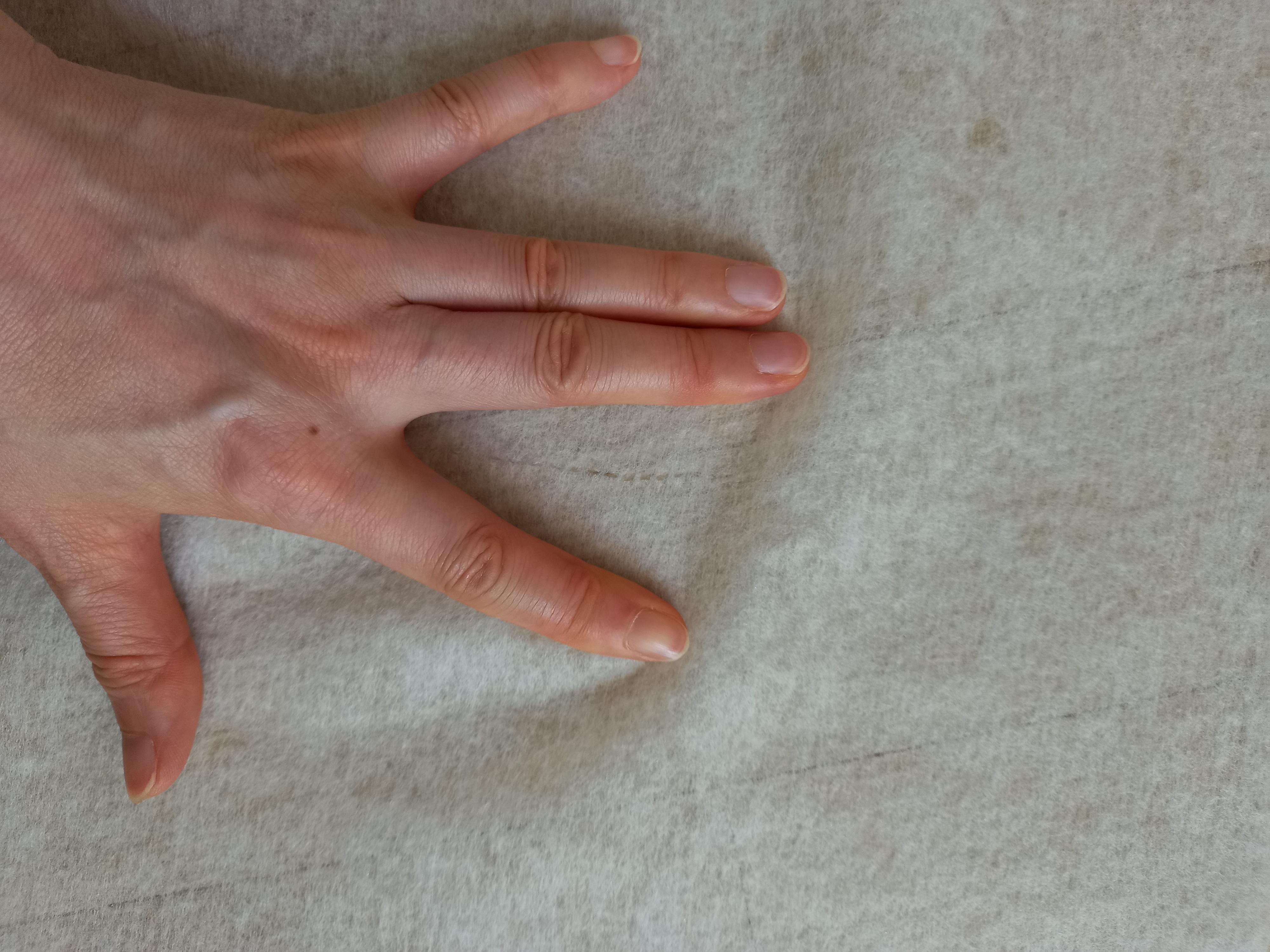 ๊ฐ์ค ๋ ์ง ํ๋ ์ปค๋ฒ