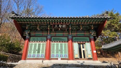 의정부 회룡사 : 도심 가까이에서 만나는 왕실 인연의 천년 고찰