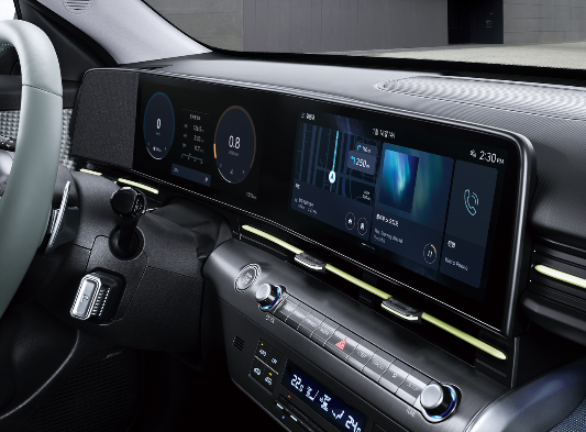 코나 하이브리드 내부 디자인