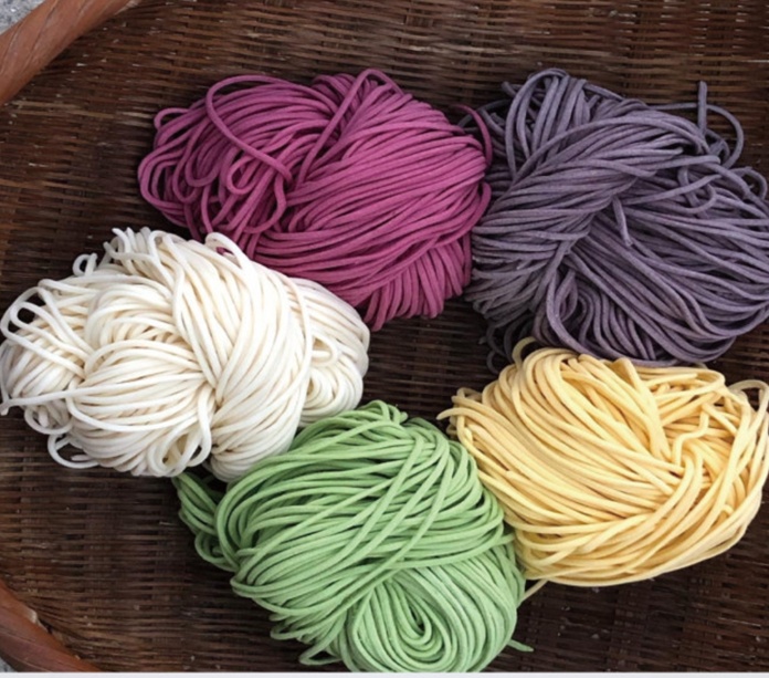 동네한바퀴-거창-오방색국수-거창한국수