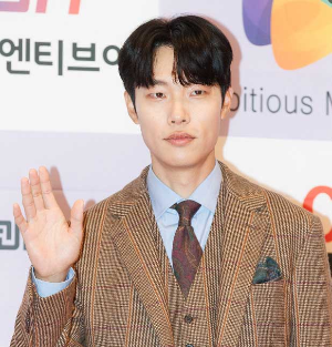류준열