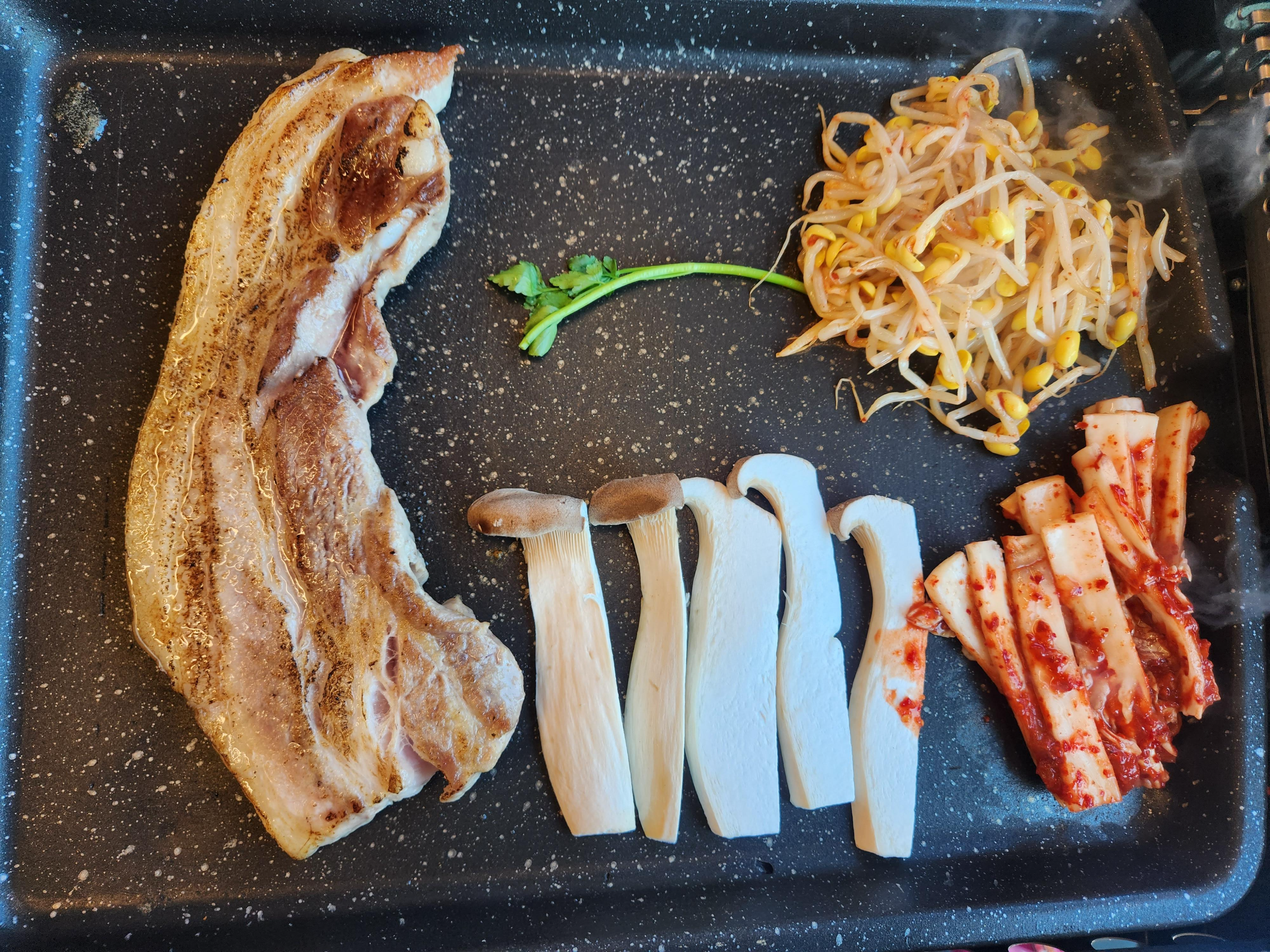 명지 일삼육 고기집 암돼지 3인분