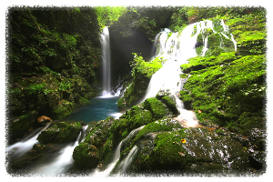 무건리 이끼폭포