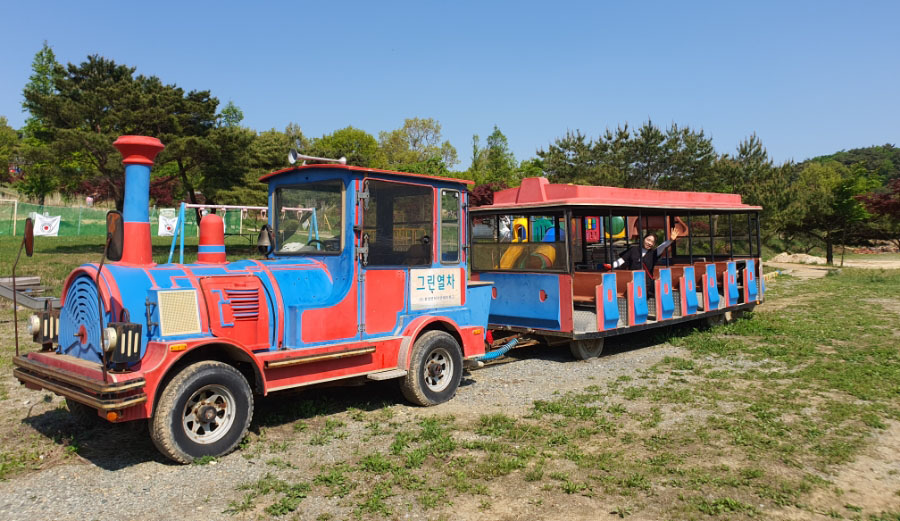 경주 화랑의 언덕 파크골프장. 경북 경주시 산내면 내일리 산261-2