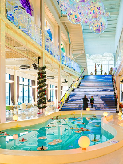 카페 '라데아' 내부의 모습을 찍은 사진