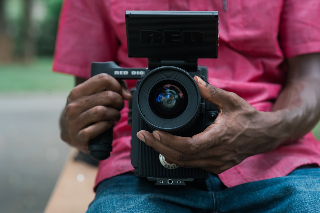 Lens