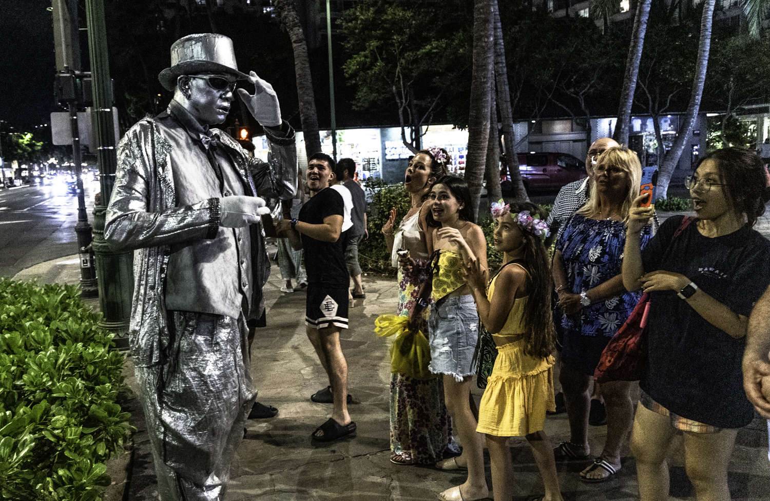 와이키키 밤 거리