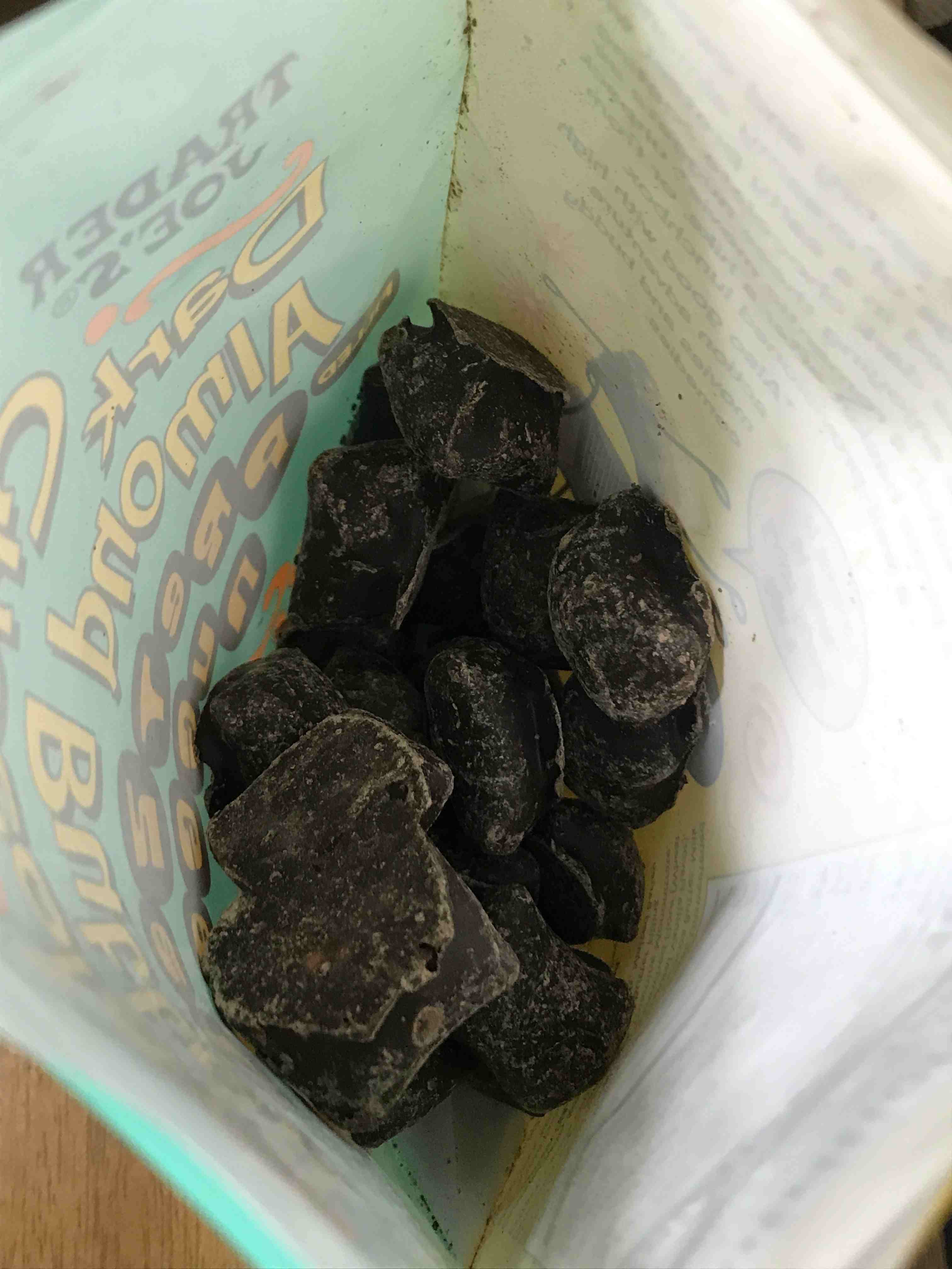 봉지 안 내용물