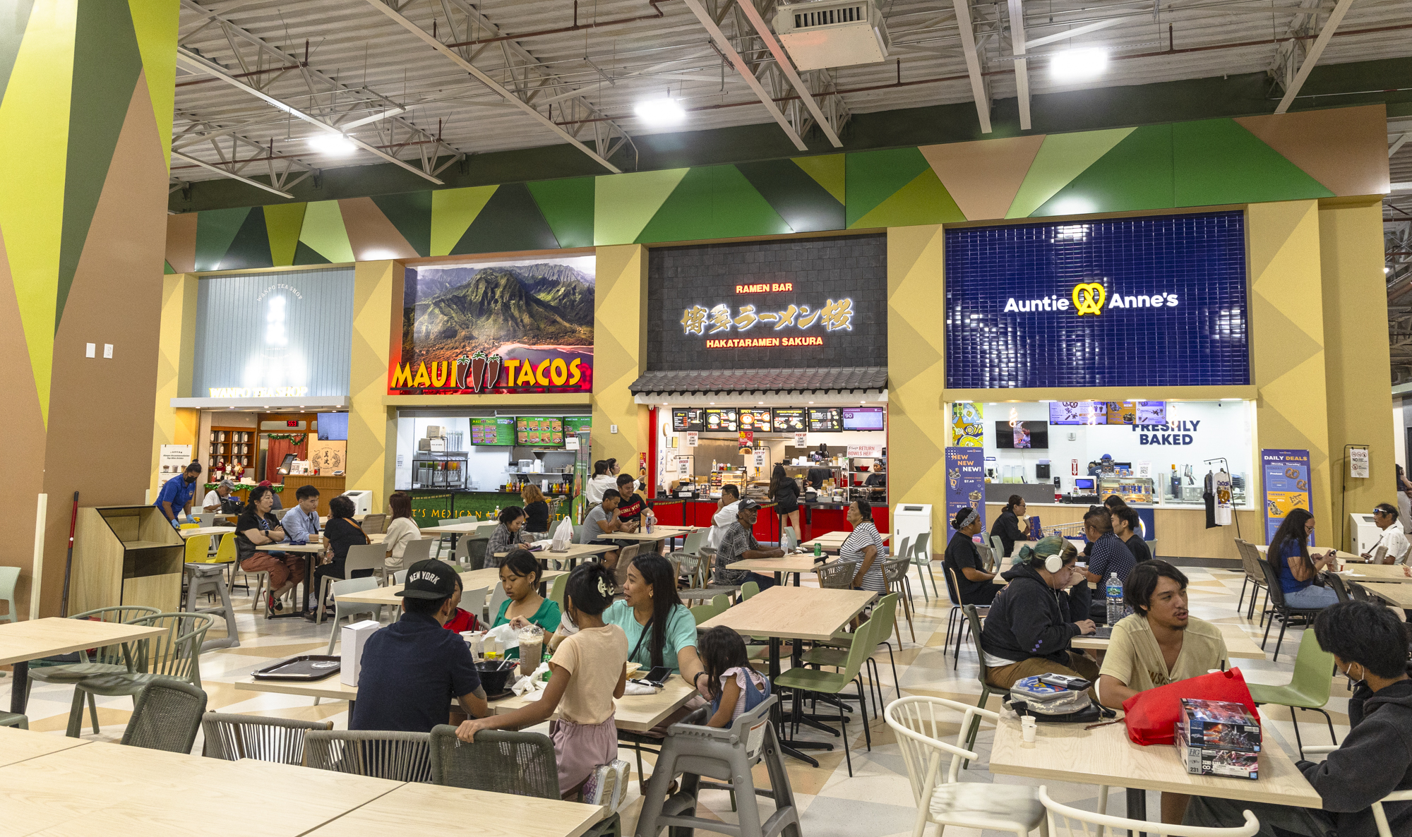 괌 돈키호테 푸드코트