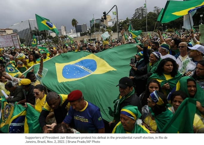 구름 떼 브라질 시위대...심상치 않다 VIDEO: Protests in Brazil
