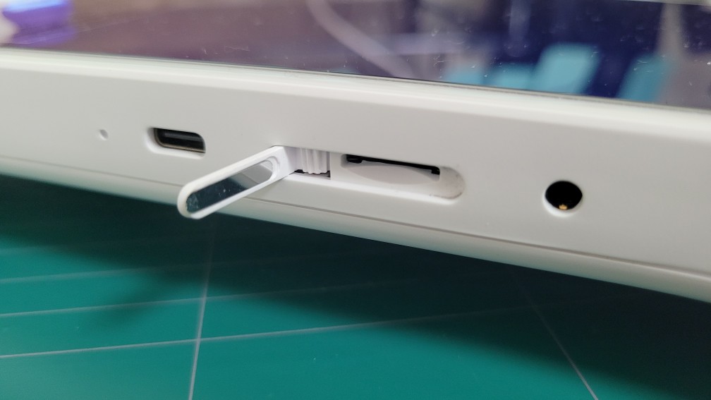 아야네오2-sd카드