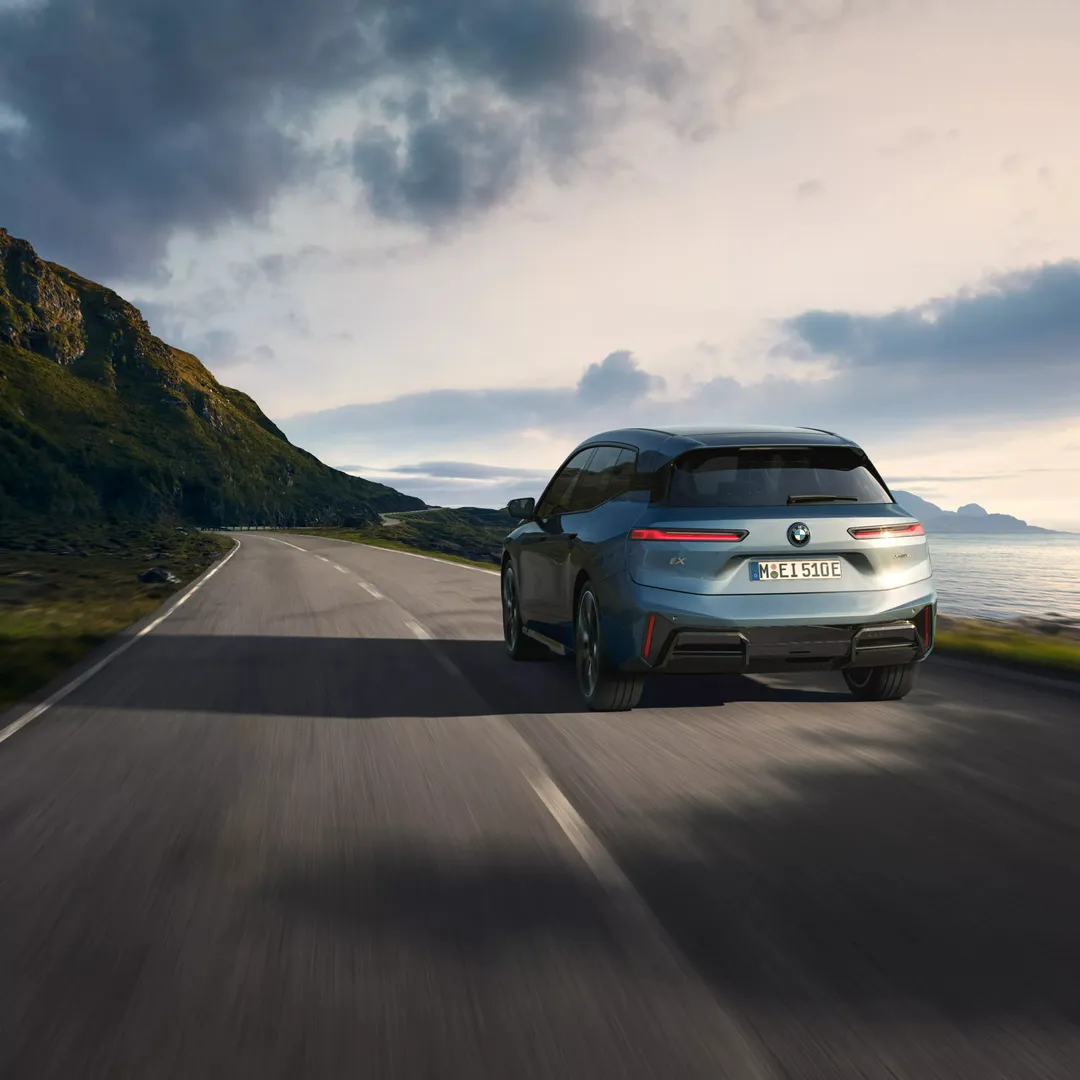 BMW IX 차량 내부, 외부 이미지