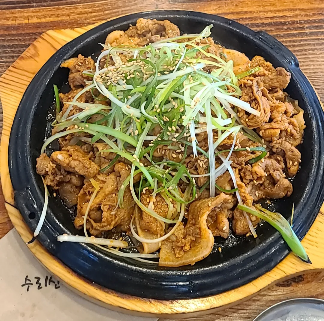 테이블위-고추장숯불구이