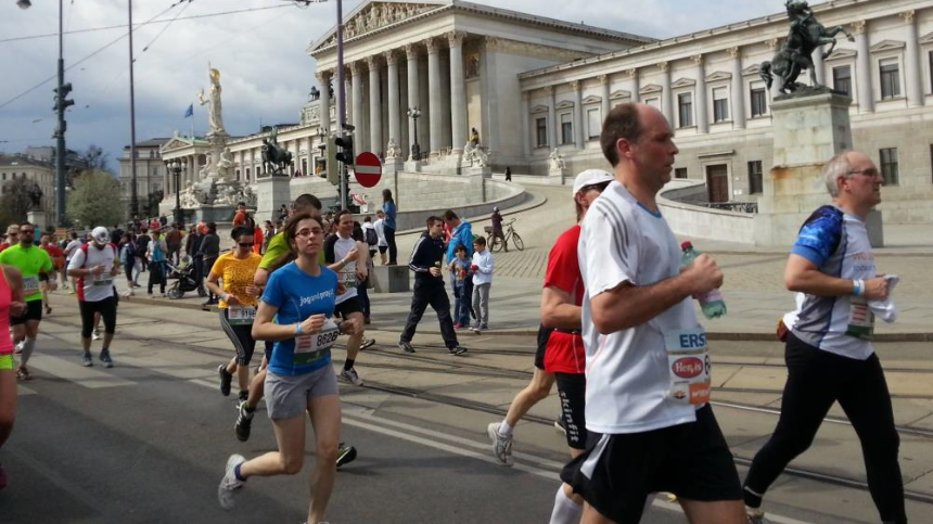 2025년 해외 마라톤 일정 총정리 - 월별 추천 대회 & 참가 가이드