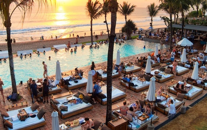 포테이토 헤드 비치클럽