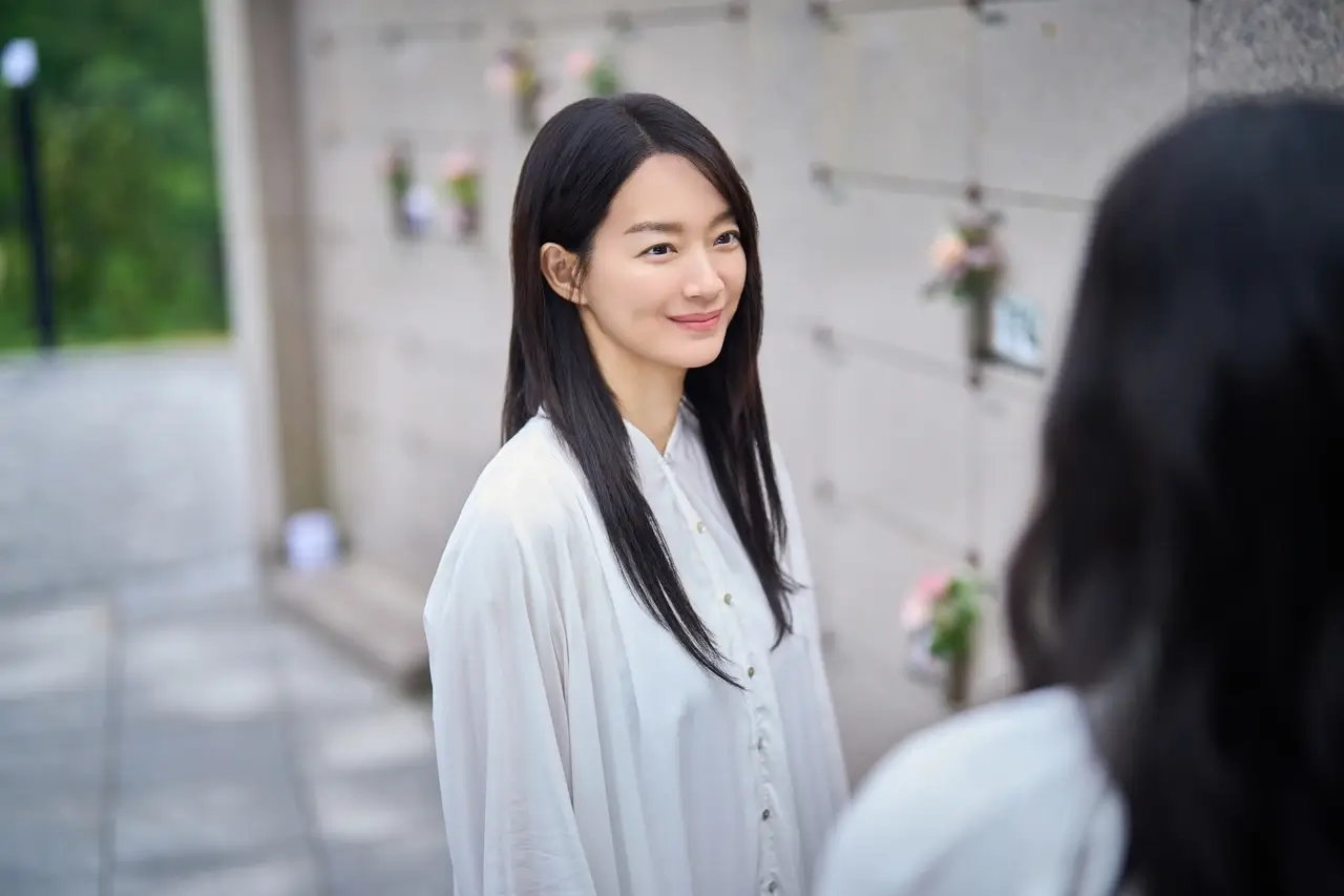 신민아 김남희 영화 눈동자 출연진 줄거리 시사회 무대인사 일정 총정리