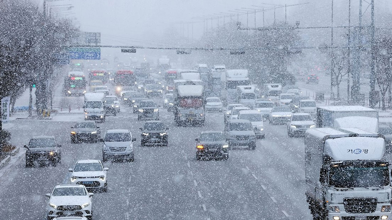 출근길 혼잡 예상되는 눈 서울시 대중교통 집중 배차 운영 폭설 대비 예방 방법
