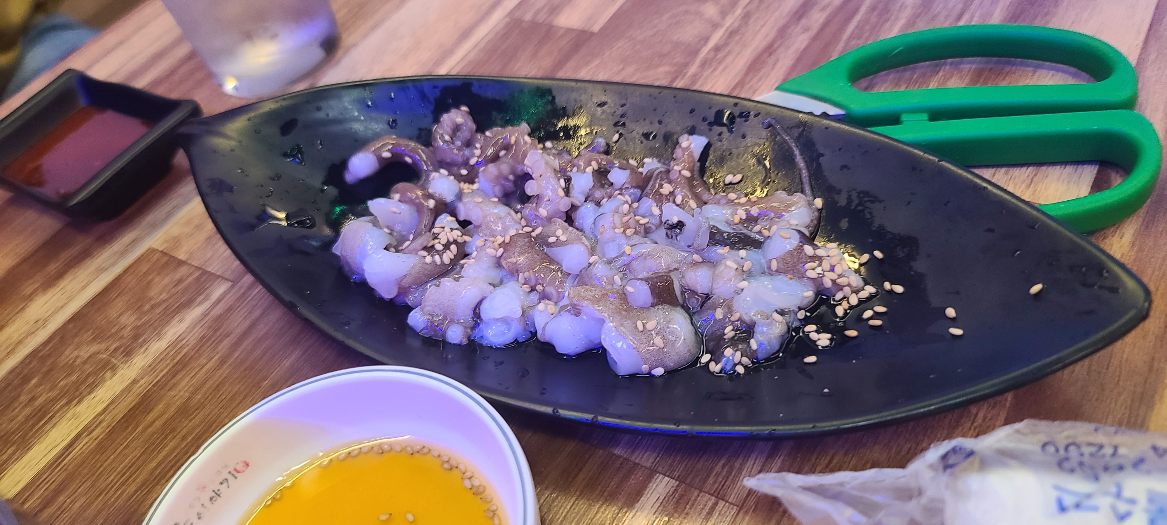 상대원맛집 11월제철음식 대게 킹크랩 랍스터 죽해수산 성남맛집 대게맛집 영업시간 메뉴판 기본반찬 통오징어버터구이 산낙지