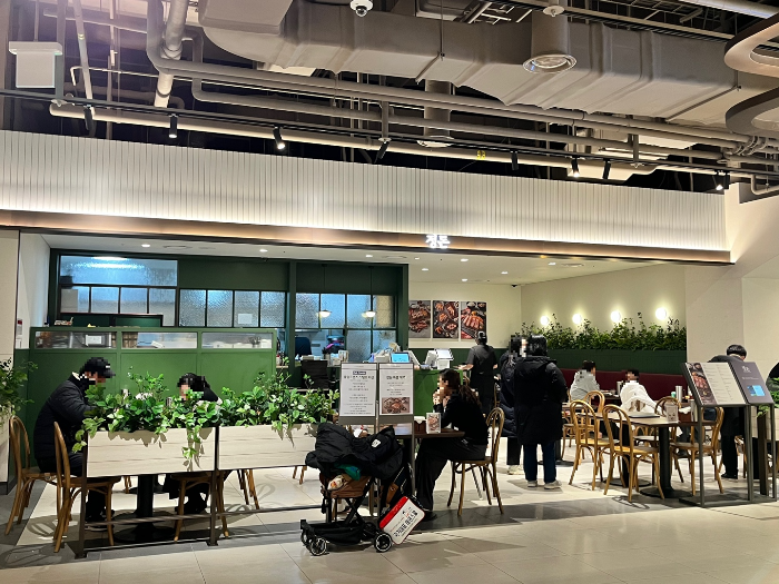 현대백화점, 미아사거리 맛집 정돈 돈까스 모습