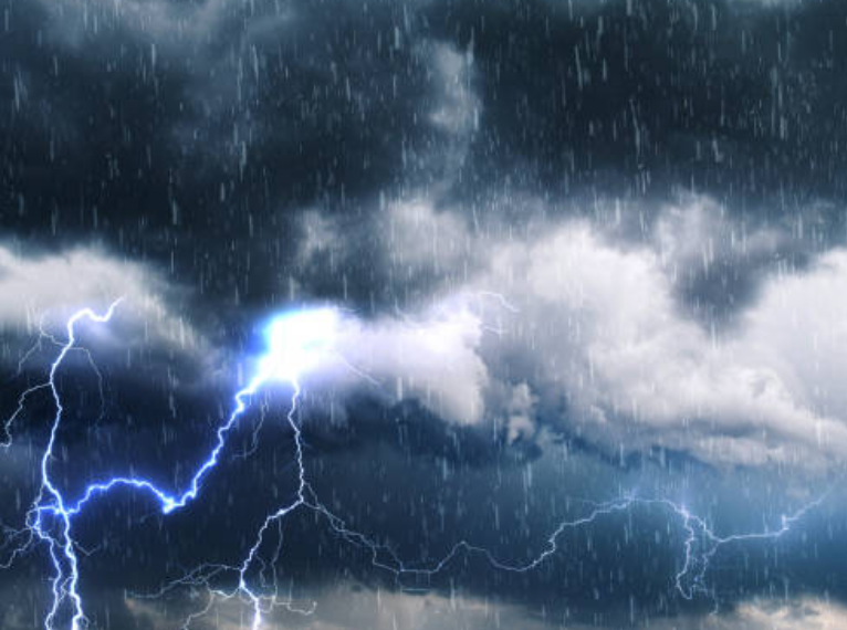 폭우로 인해 귀가하지 못하는 꿈