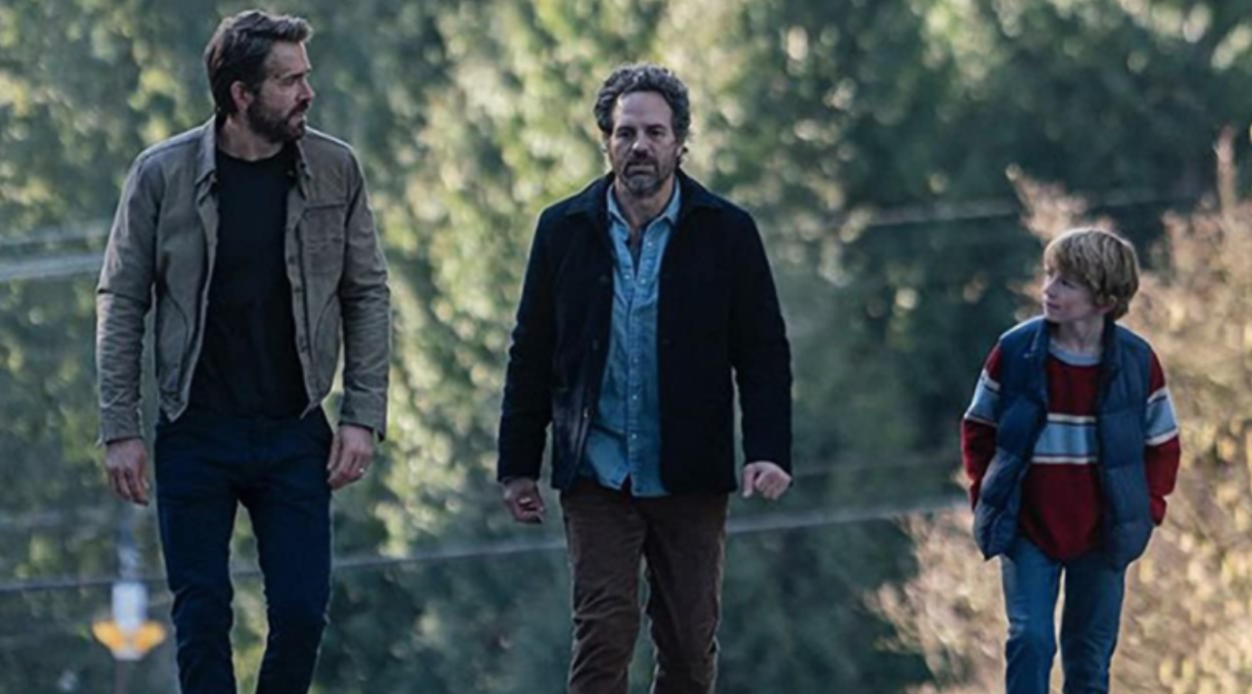 과거로 날아가 아버지를 만나 이해하게 되는 과정