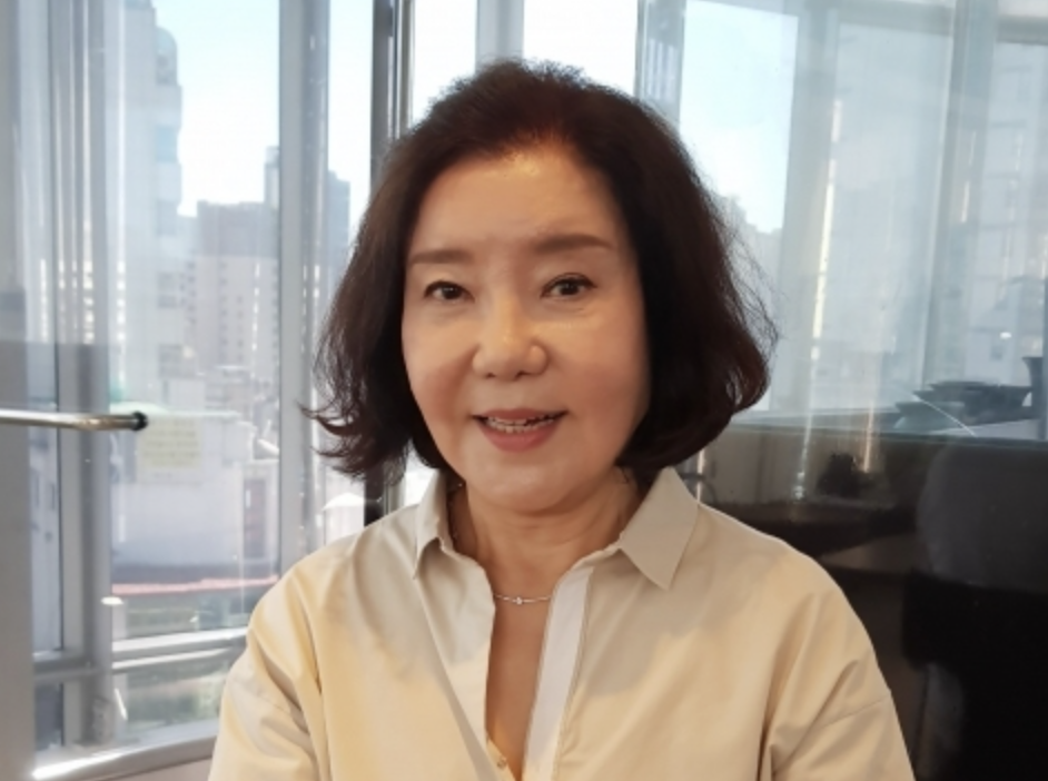 엄유신 인터뷰