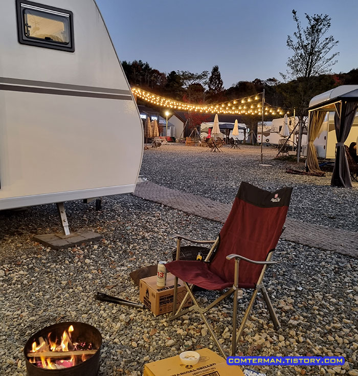 만악리 수목원 카라반 사이트 야경