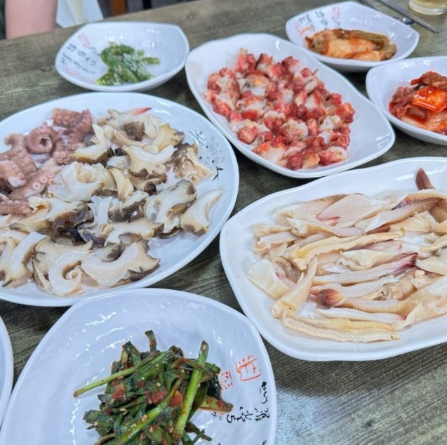 백반기행-거제-선창회식당