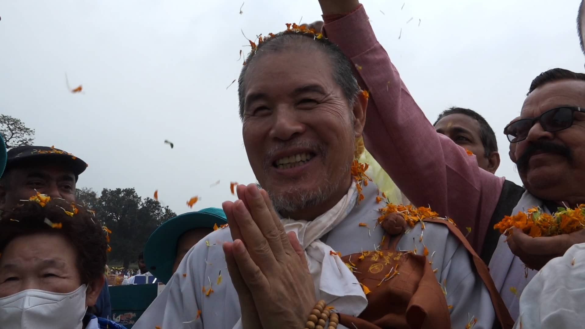 세상을 뒤흔든 43일