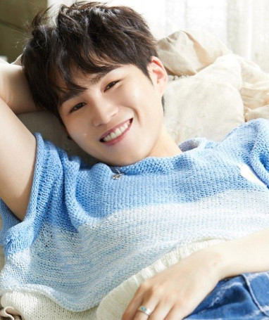 김희재 인스타 프로필 팬카페 고향 MBTI-24 김희재 인스타 프로필 팬카페 고향 MBTI-24