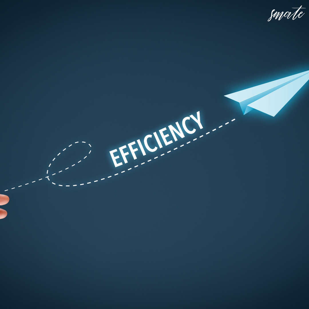 효율적인 효율성과 상대적인 프레임을 상징하는 점선 방향으로 날아가는 종이 비행기라는 의미입니다.