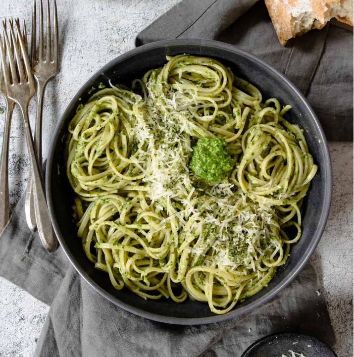 바질 페스토 파스타: 이탈리아 요리의 진수를 맛보다