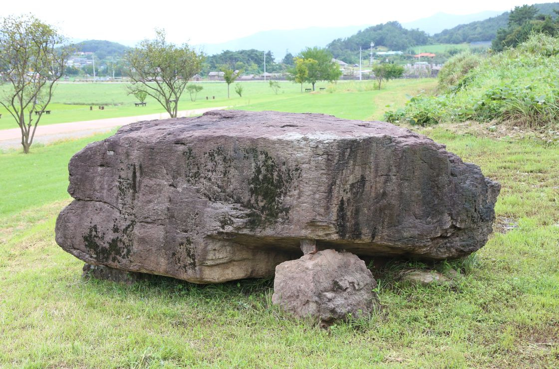 고인돌을 만드는 과정