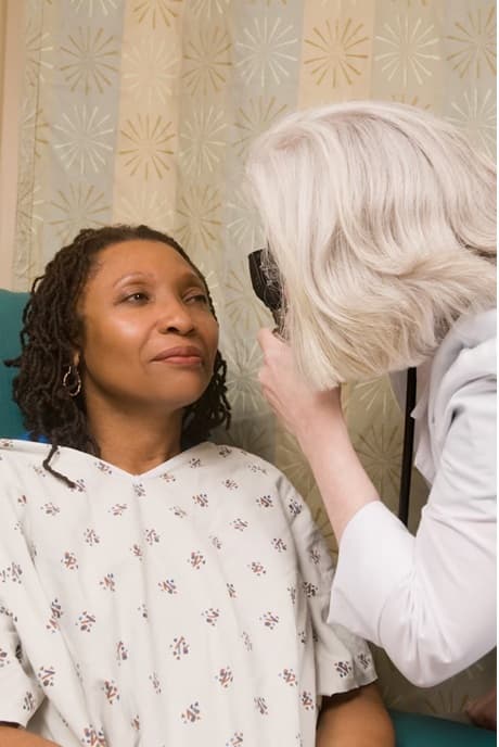 백내장 수술 시 보험금 지급 거절 사례